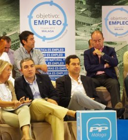 El secretario de Estado Juan Manuel Moreno Bonilla y dirigentes del PP de Málaga