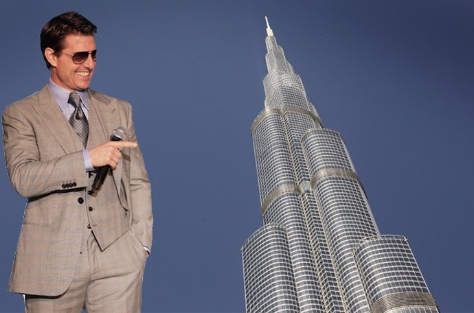 Tom Cruise trepa hasta lo más alto del Burj Kalifah