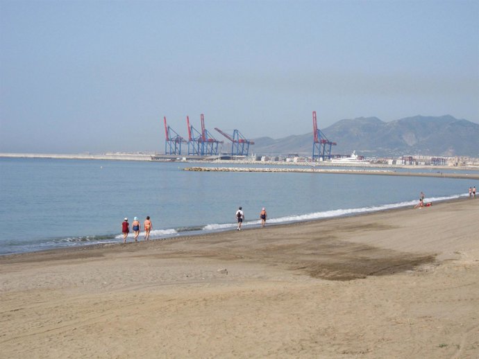 Imagen De La Playa De La Malagueta