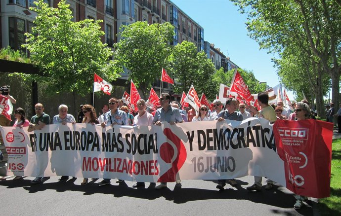 Los líderes de USO, UGT y CC.OO han encabezado la protesta en Valladolid.