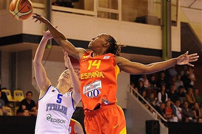 Sancho Lyttle da el segundo triunfo a España