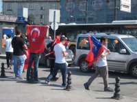 Una pareja española vive en primera persona la tensión en el centro de Estambul