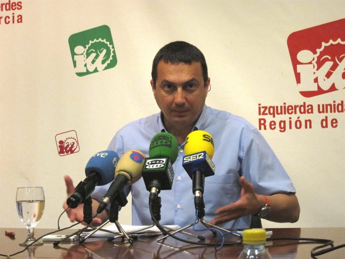El coordinador regional de IU-Verdes, José Antonio Pujante