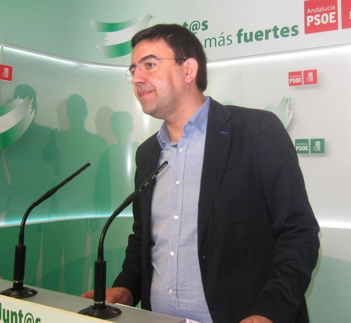 Mario Jiménez, este lunes