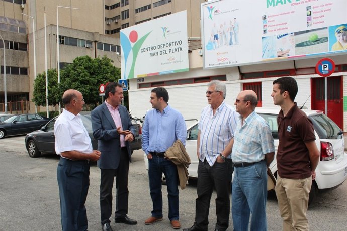 Reunión en el centro deportivo