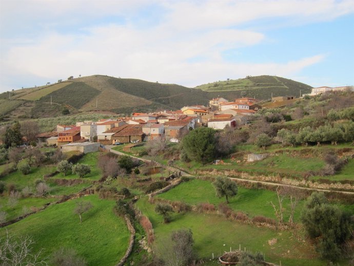 Pueblo, aldea. Turismo rural. Entorno rural