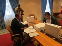 El PP dice que la información sobre las cajas es "exhaustiva" y evidencia que "varios" informes determinaron la fusión