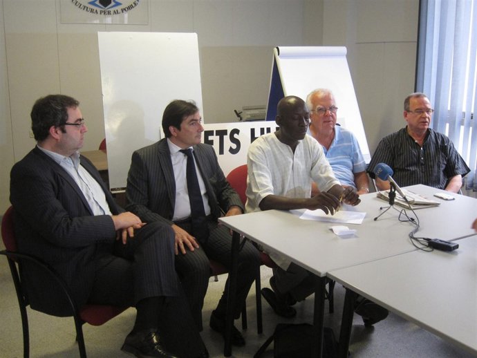 Rueda de prensa querellantes Alpha Pam