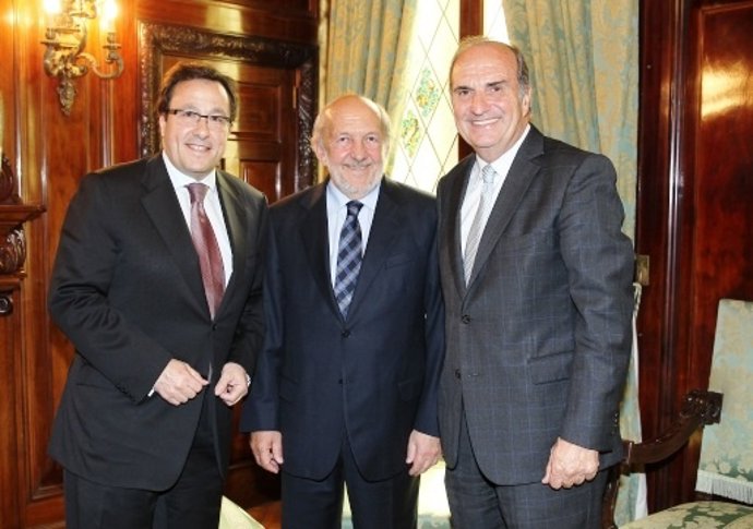 R.Adell (SEE), R.Rodrigo (RBA) y J.Gay de Montellà (Fomento del Trabajo)
