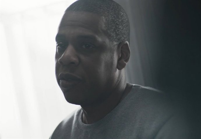 Jay-Z en su video promocional de su nuevo álbum