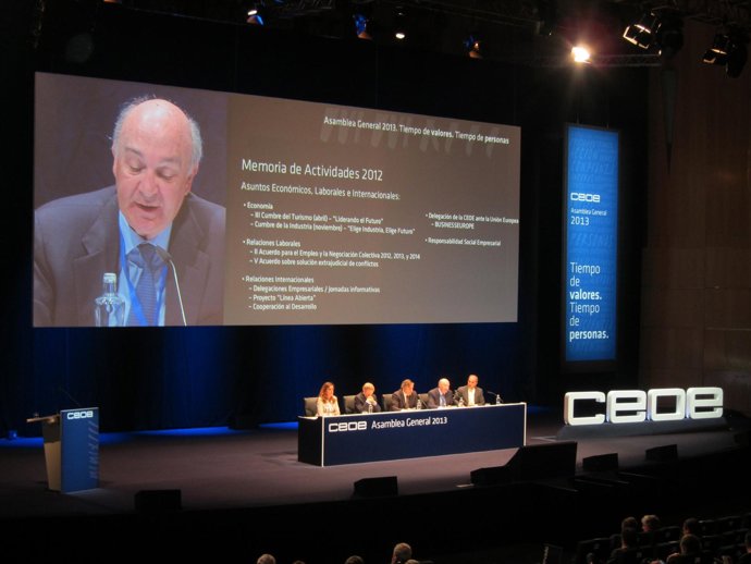 Asamblea de la CEOE 2013