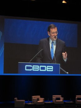 El presidente del Gobierno, Mariano Rajoy, en la Asamblea de la CEOE