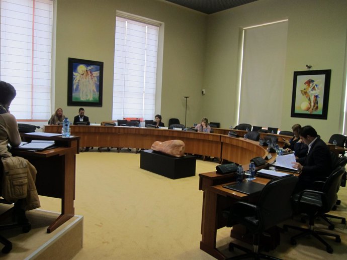 Comision Primera en el Parlamento de Galicia.