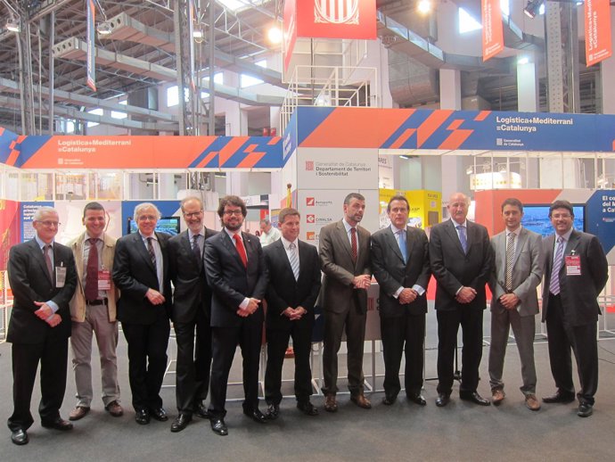 Govern, cámaras y los puertos de Barcelona y Tarragona crean una oficina única
