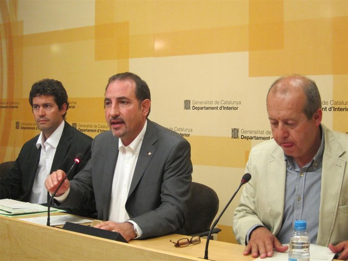 El Govern habilita el 012 para informar sobre vecinos por la lluvia