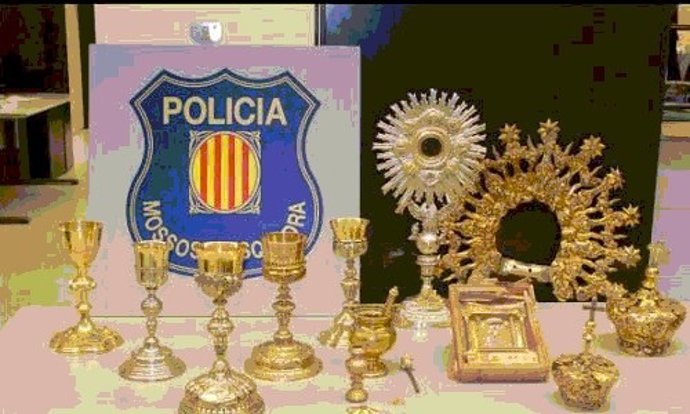 Objetos litúrgicos recuperados en Tarragona