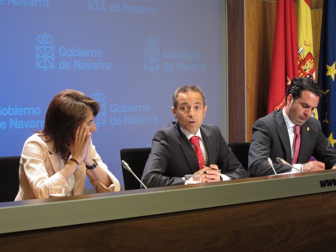Marta Vera, Juan Luis Sánchez de Muniáin e Iñigo Alli.