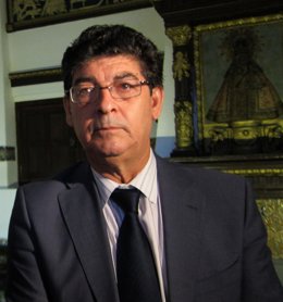 Diego Valderas, hoy ante los medios