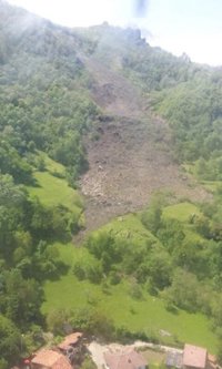 El Gobierno tiene a todas las consejerías "volcadas" en el operativo del argayo de Sebrango y pide ayuda al Ejército