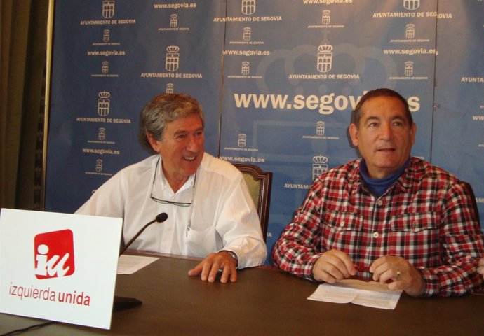 Michel (D) junto a Peñalosa