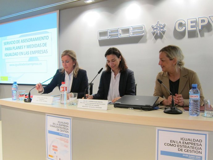 Inauguración de jornada sobre la igualdad en la empresa