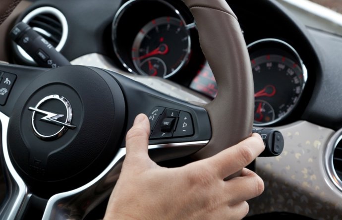 Sistema de información y comunicación del Opel Adam