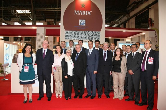 El alcalde Xavier Trias visita el expositor de Marruecos en el SIL 2013 