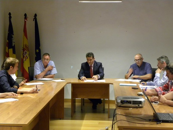 Imagen reunión policías del Raiguer