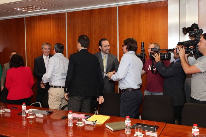 José Ramón Bauzá recibe a los alcaldes de Ibiza