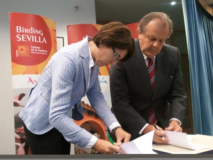 Presentación en Faro de la campaña de la provincia en Portugal