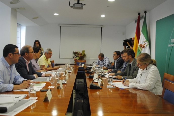 Comisión provinicial del Plan de Choque por el Empleo en Huelva.  