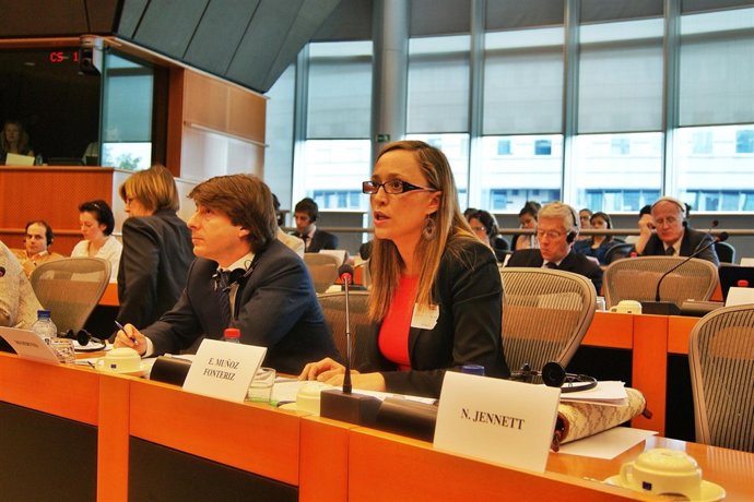La conselleira de Facenda, E. Muñoz, en el Parlamento Europeo