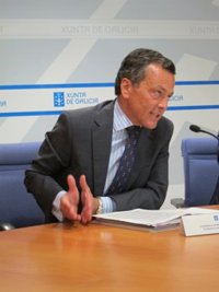 Hernández asegura que "con manifestacións" non se consegue "mellorar a xestión" dos aeroportos