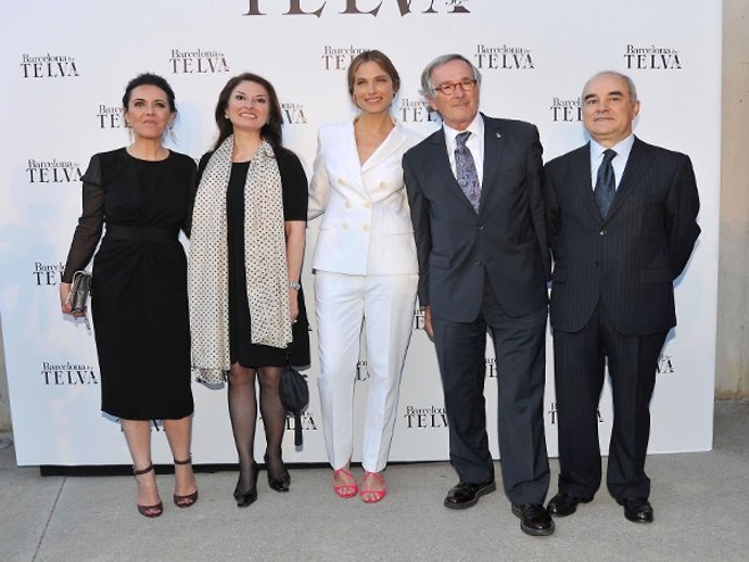 De izq. A dcha.: Olga Ruiz, directora de TELVA, Montse Martí Caballé, Martina Kl