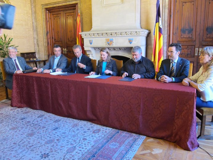 Firma código ético Consell de Mallorca