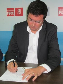 Óscar López