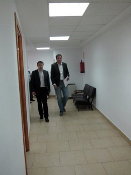 Óscar López a su llegada a la sede del PSOE de Salamanca