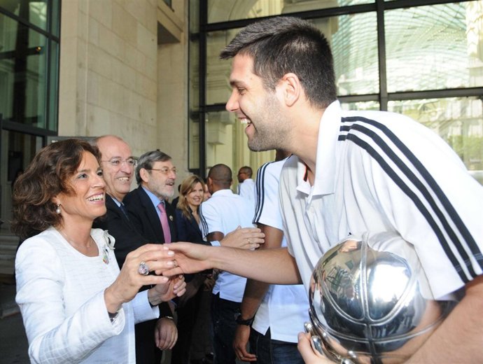 Felipe Reyes y Ana Botella