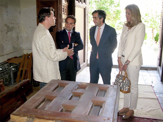Alcalde y director general Patrimonio visitan Ermita Nra. Señora de los Santos