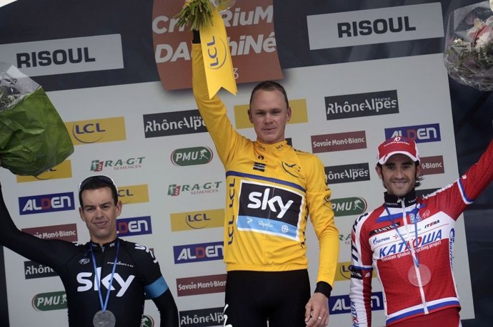 Chris Froome, escoltado en el podio del Dauphiné por Richie Porte y Dani Moreno