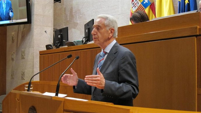 El consejero de Agricultura, Ganadería y Medio Ambiente, Modesto Lobón.