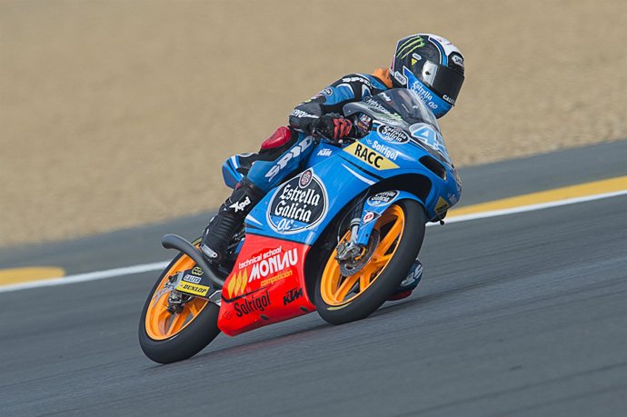 Alex Rins probando en Almería