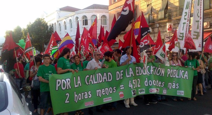 Manifestación de la Plataforma Andaluza en Defensa de la Educación Pública