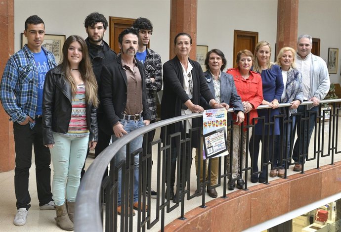 Colaboradores de la merienda solidaria