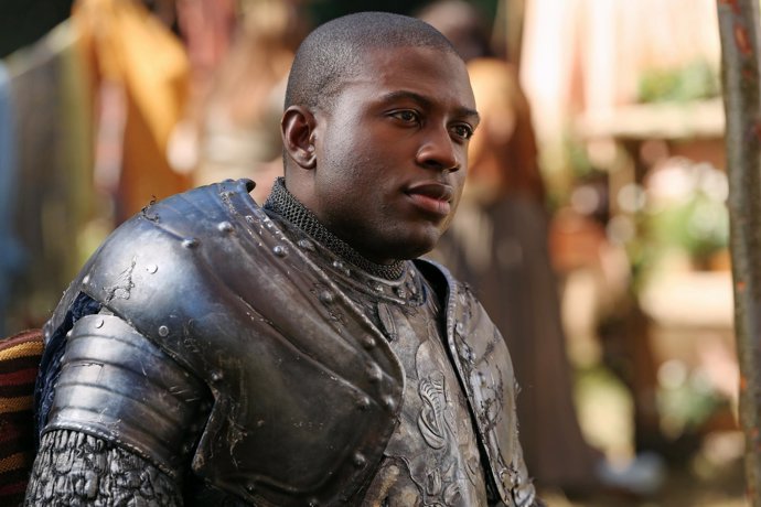 Sinqua Walls como Lancelot