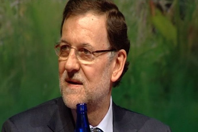 Rajoy ve clave al sector agrario para la recuperación
