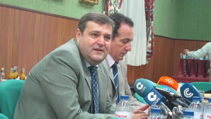 El rector de la UHU, Francisco Martínez.