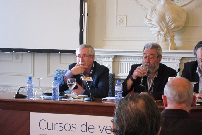 Los secretarios general de CCOO y UGT, Ignacio Fernández Toxo y Cándido Méndez
