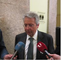 C.Gayoso asegura que Caixanova "no era partidaria de la fusión" y analizaba un SIP con varias cajas