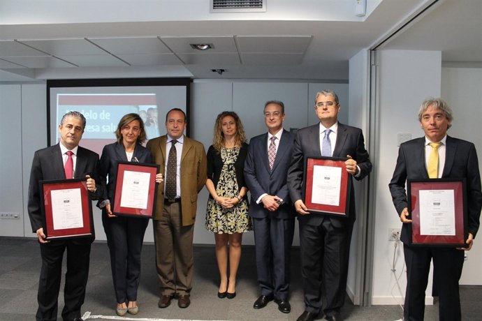 Entrega de certificados de Empresa Saludable